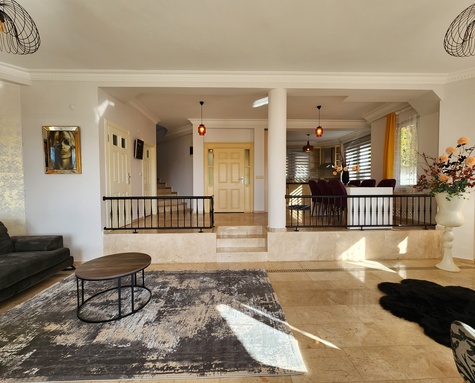 Property Detail